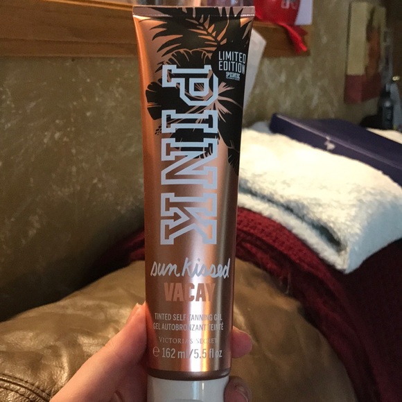 Tinted self tanning/bronze shimmer gel - Picture 2 of 3